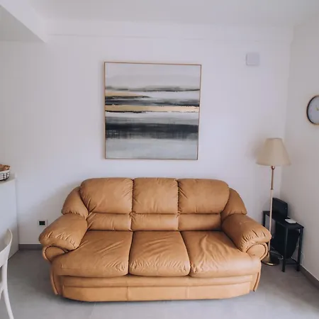 Almare Apartment *